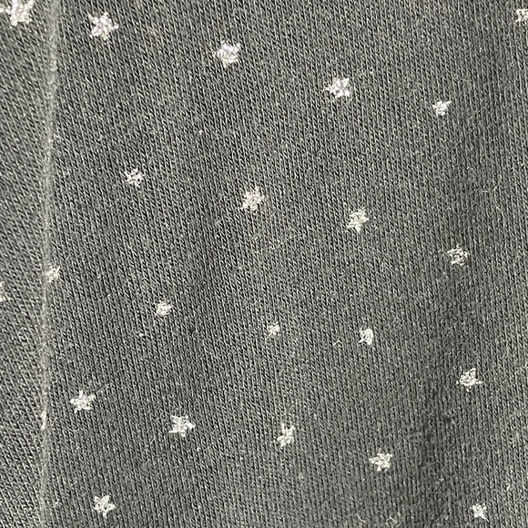 Torrid Black Crewneck Sweater With Small Silver Star Design Size 2 (2X) Women’s - Picture 5 of 8